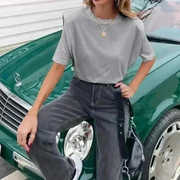 GRAY CASUAL TEE - Picture 1 of 5
